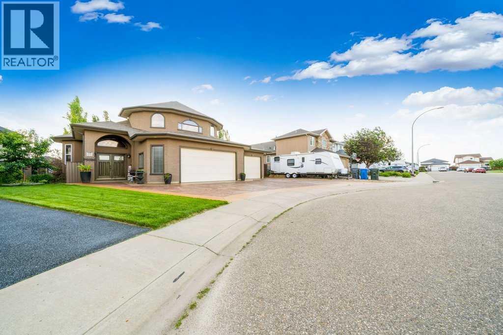 210 Vista Close SE — photo 6