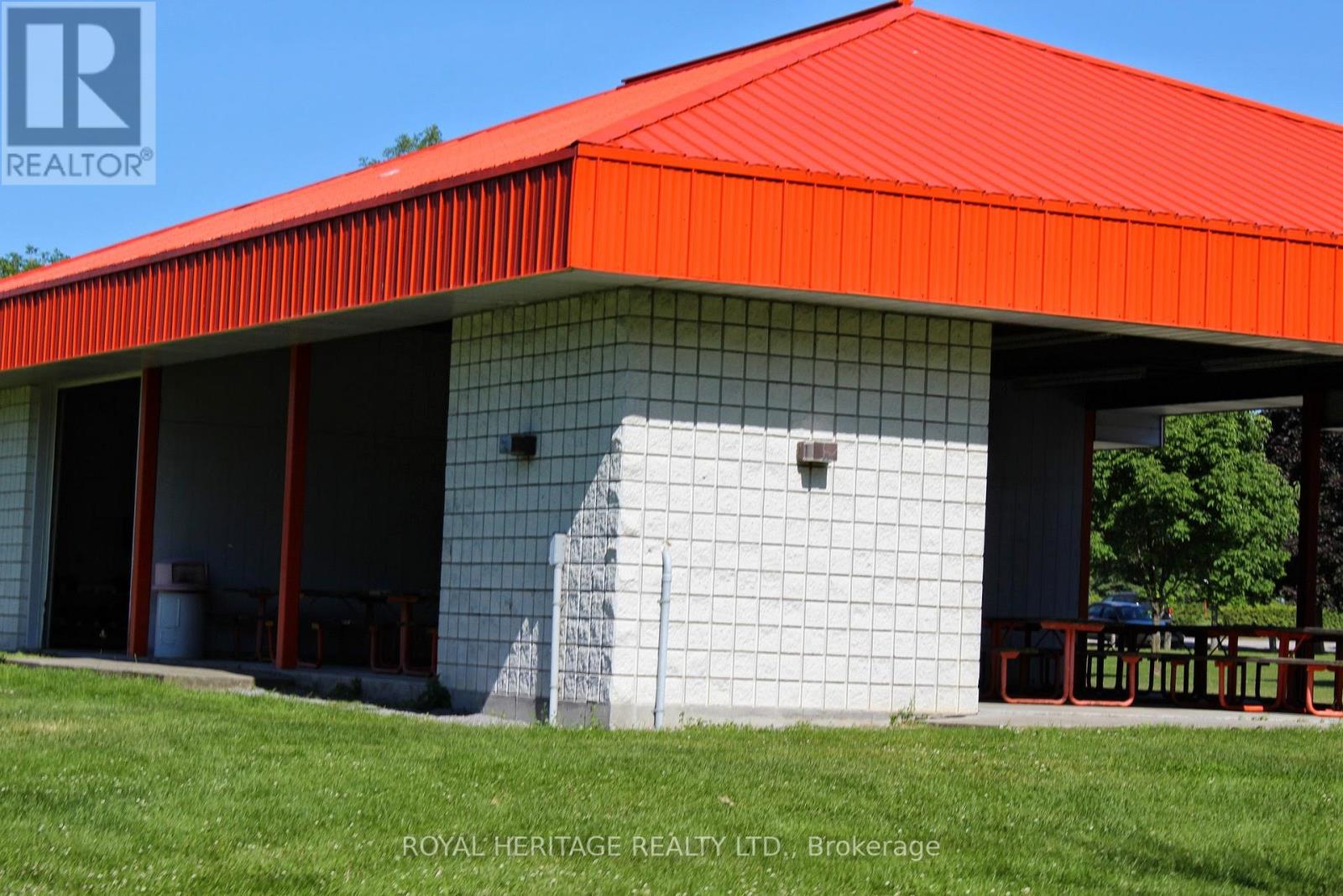 #813 6916 COUNTY ROAD #18 ROAD S - 31