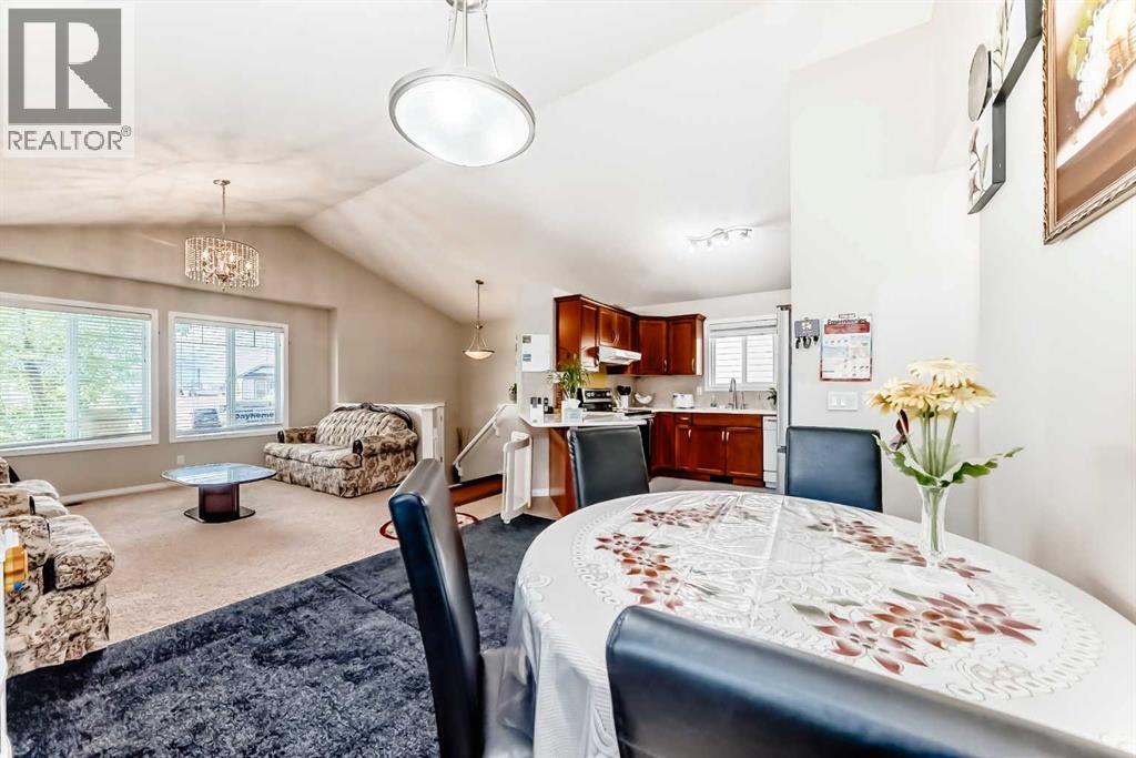 398 MARTINDALE Drive NE - 16