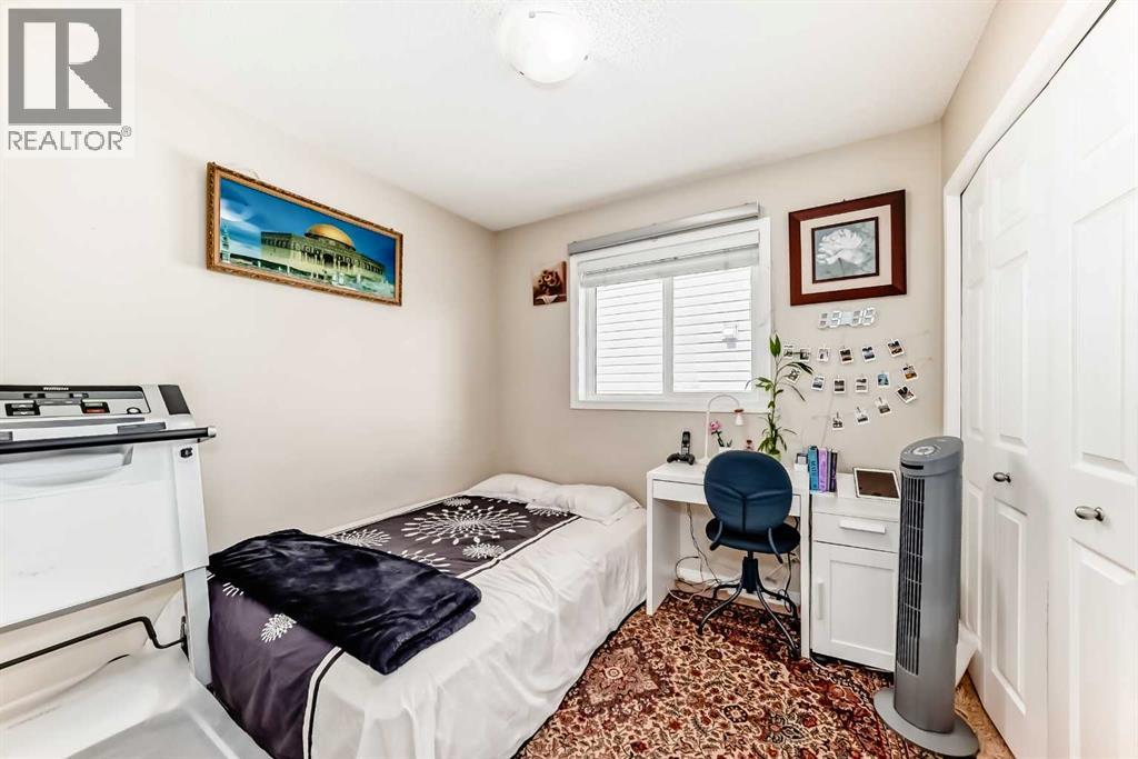 398 MARTINDALE Drive NE - 21