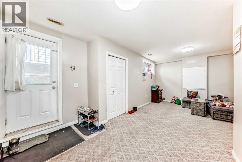 398 MARTINDALE Drive NE - 30