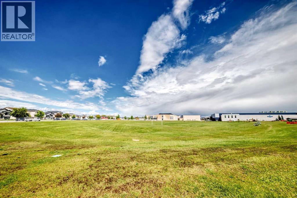 398 MARTINDALE Drive NE - 46