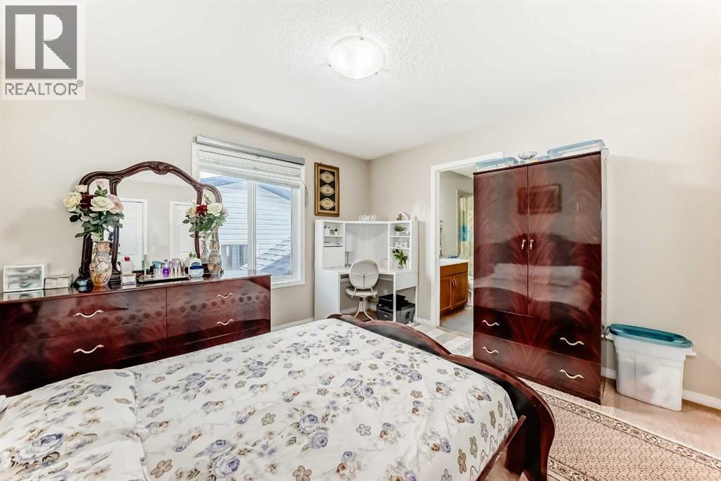 398 MARTINDALE Drive NE - 19