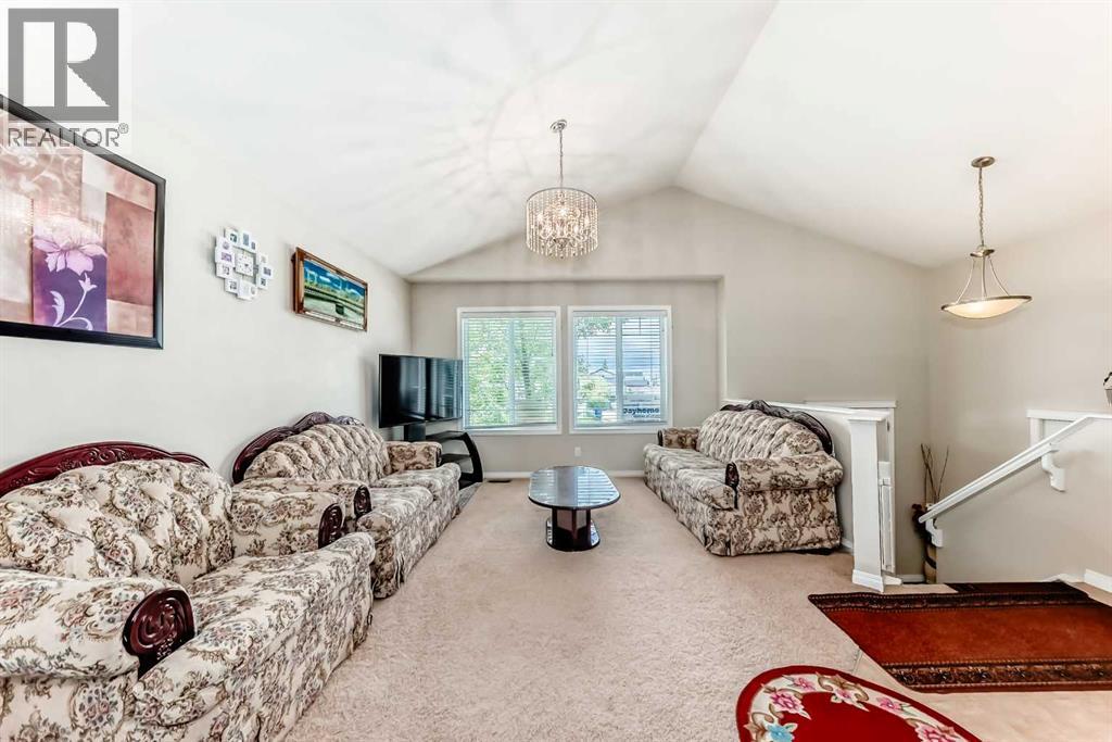 398 MARTINDALE Drive NE - 12