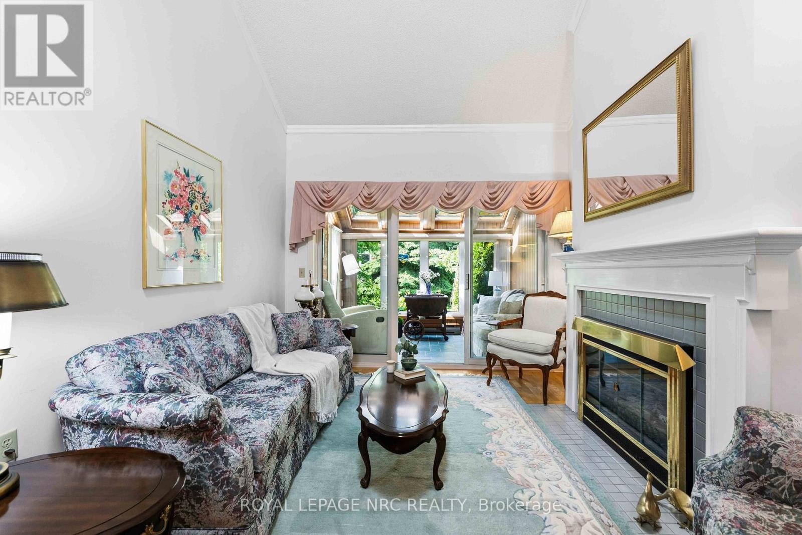 4107 DIANA PARK - 14