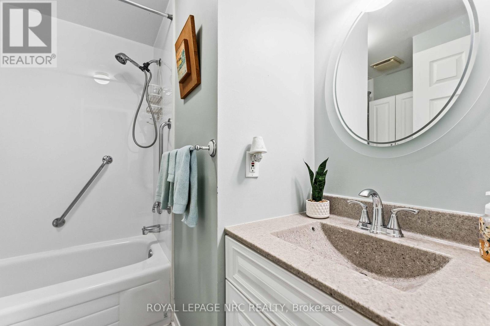 4107 DIANA PARK - 21