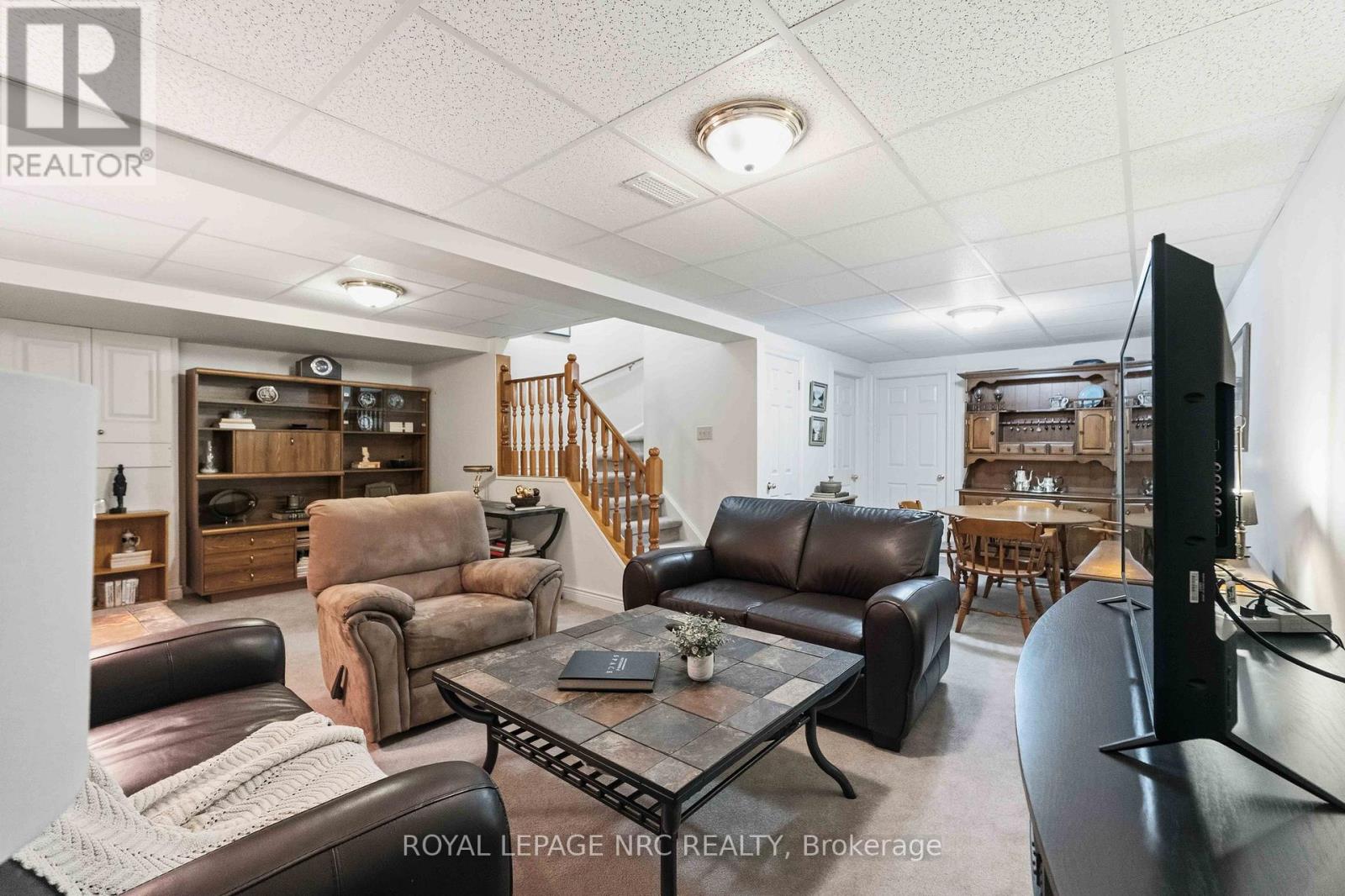 4107 DIANA PARK - 29