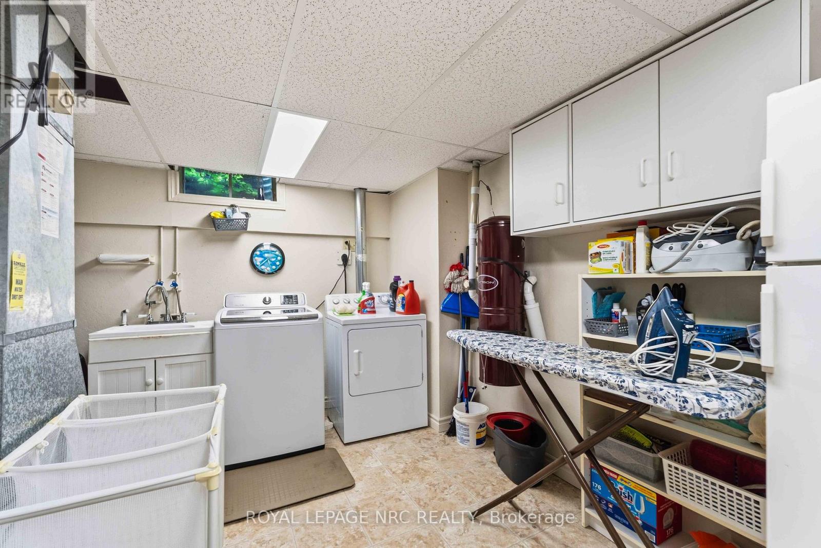 4107 DIANA PARK - 34