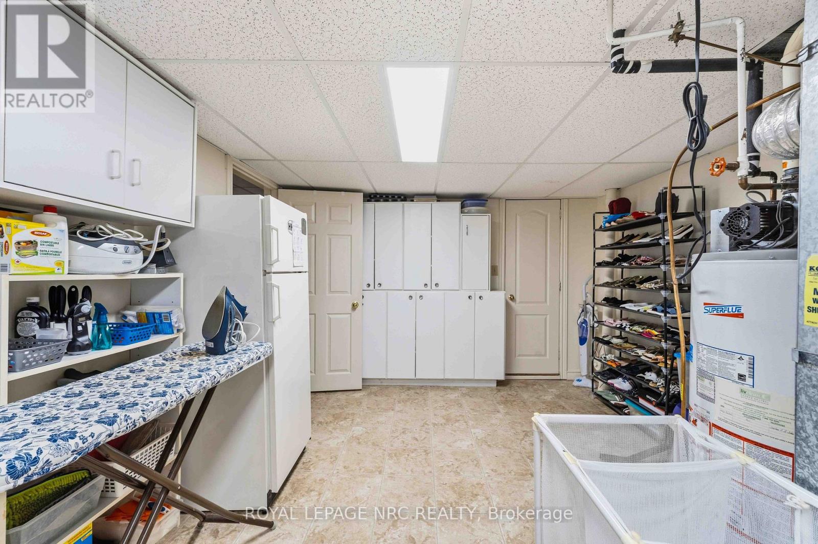 4107 DIANA PARK - 35