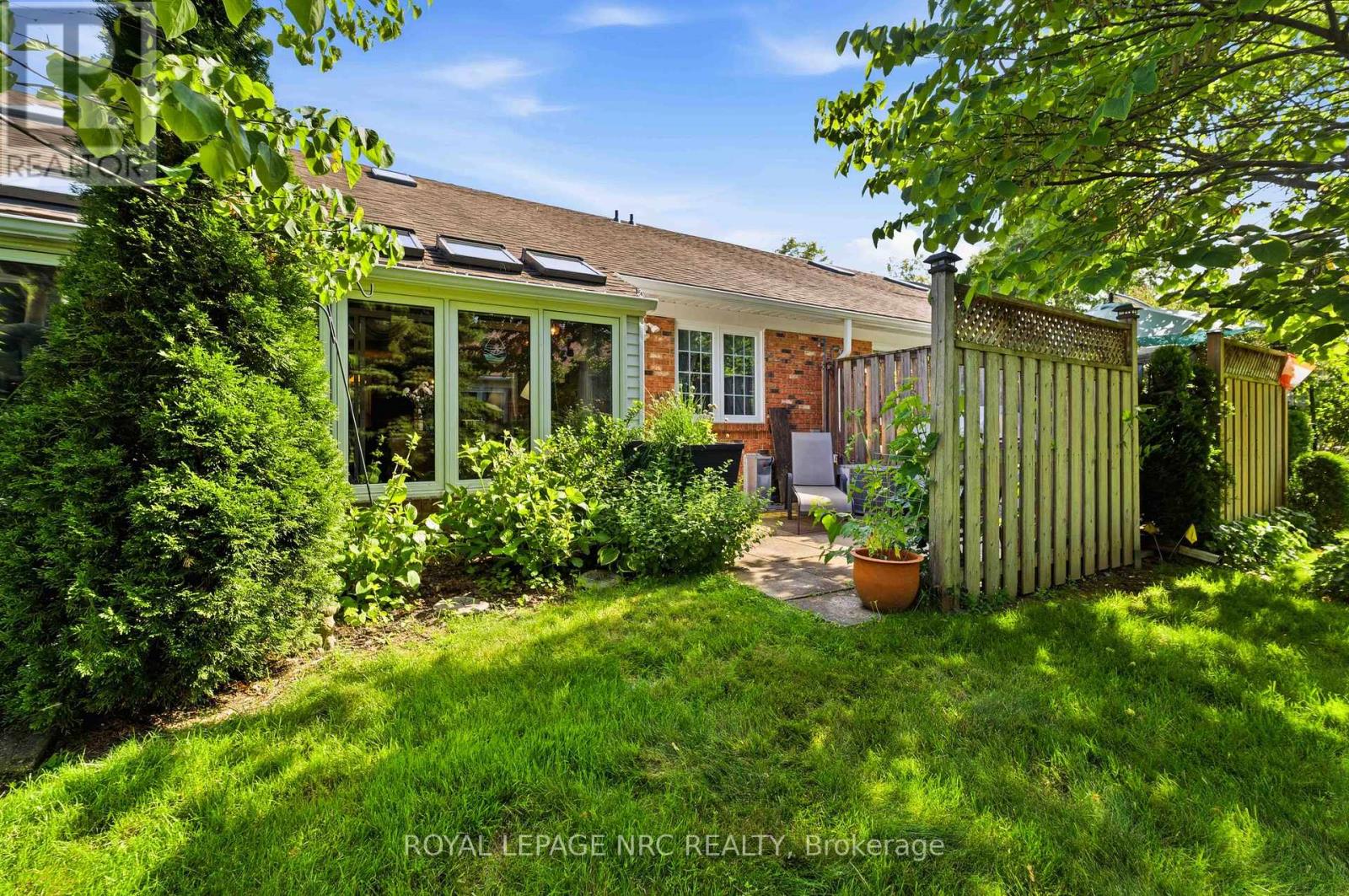 4107 DIANA PARK - 36