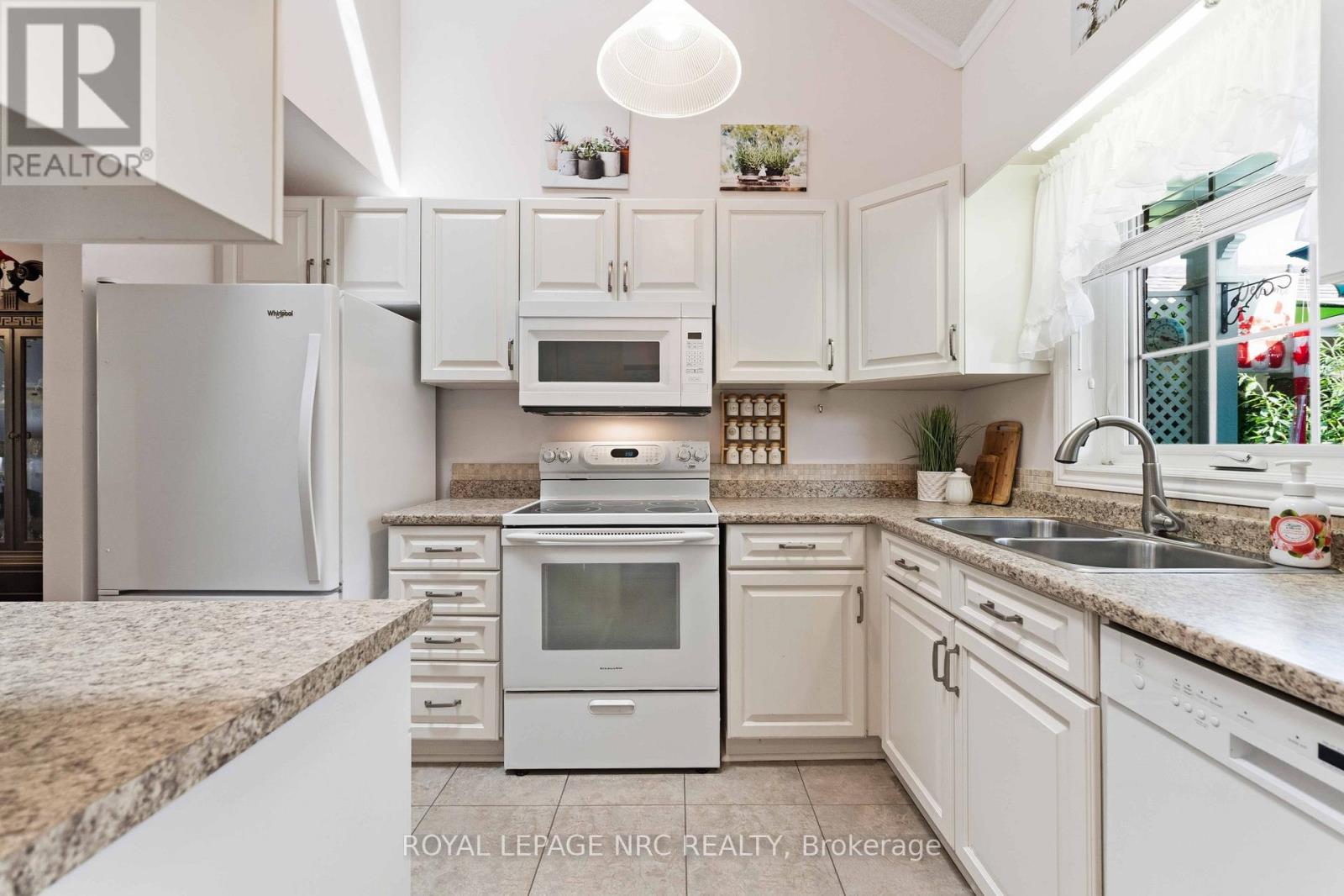 4107 DIANA PARK - 8