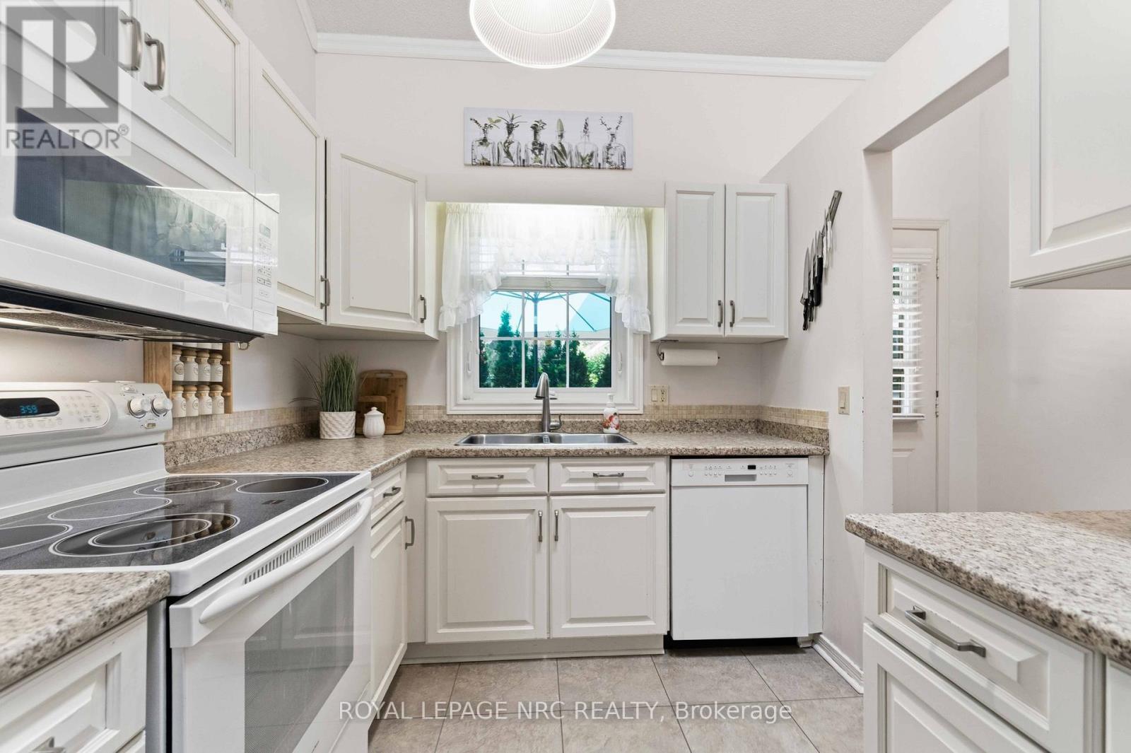 4107 DIANA PARK - 9