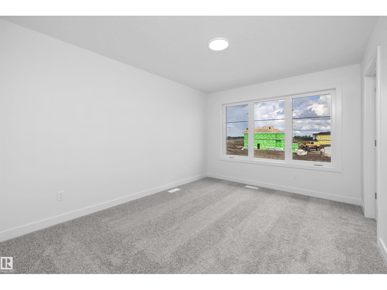 18709 18A AV NW - 29