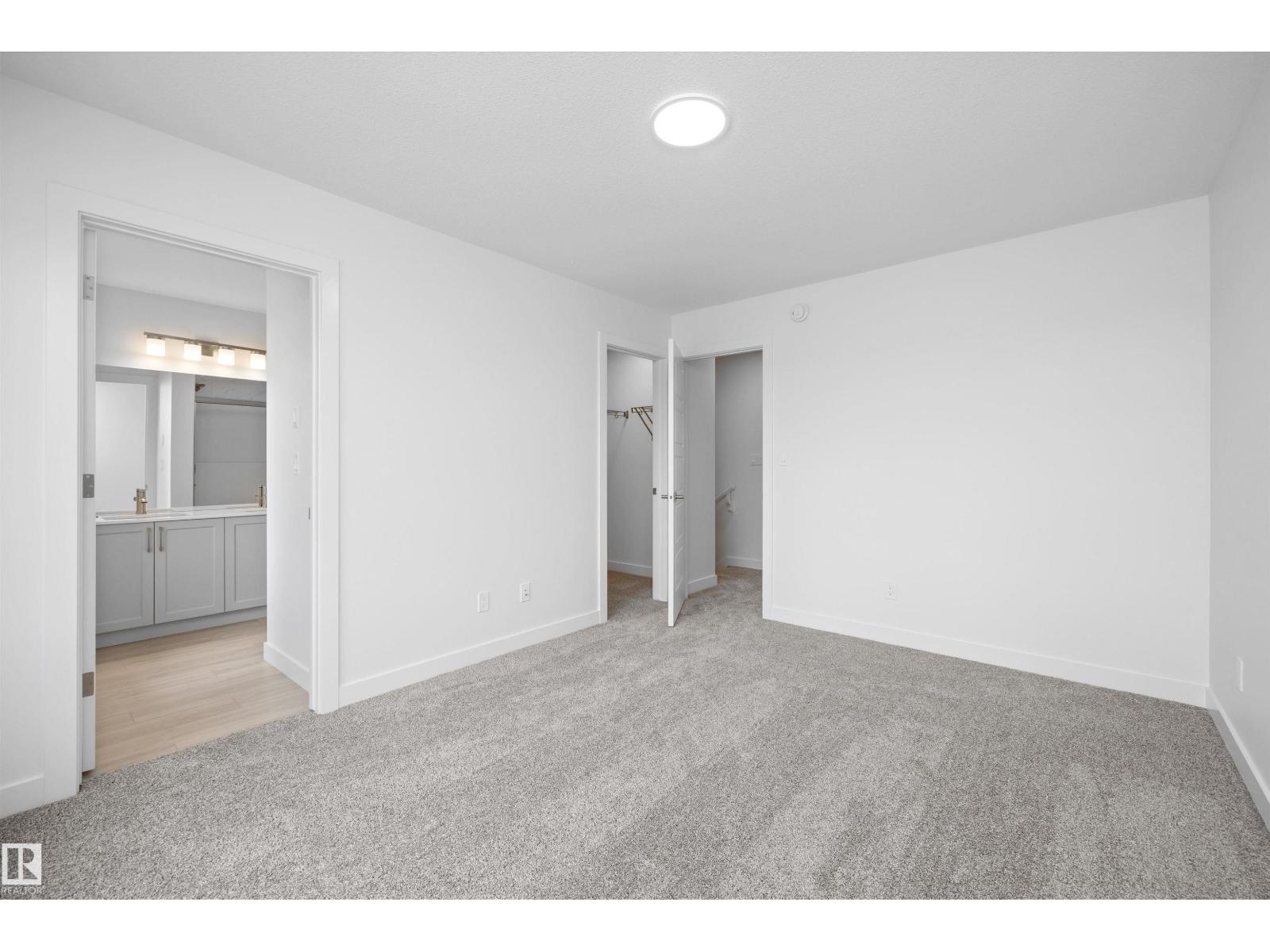 18709 18A AV NW - 32