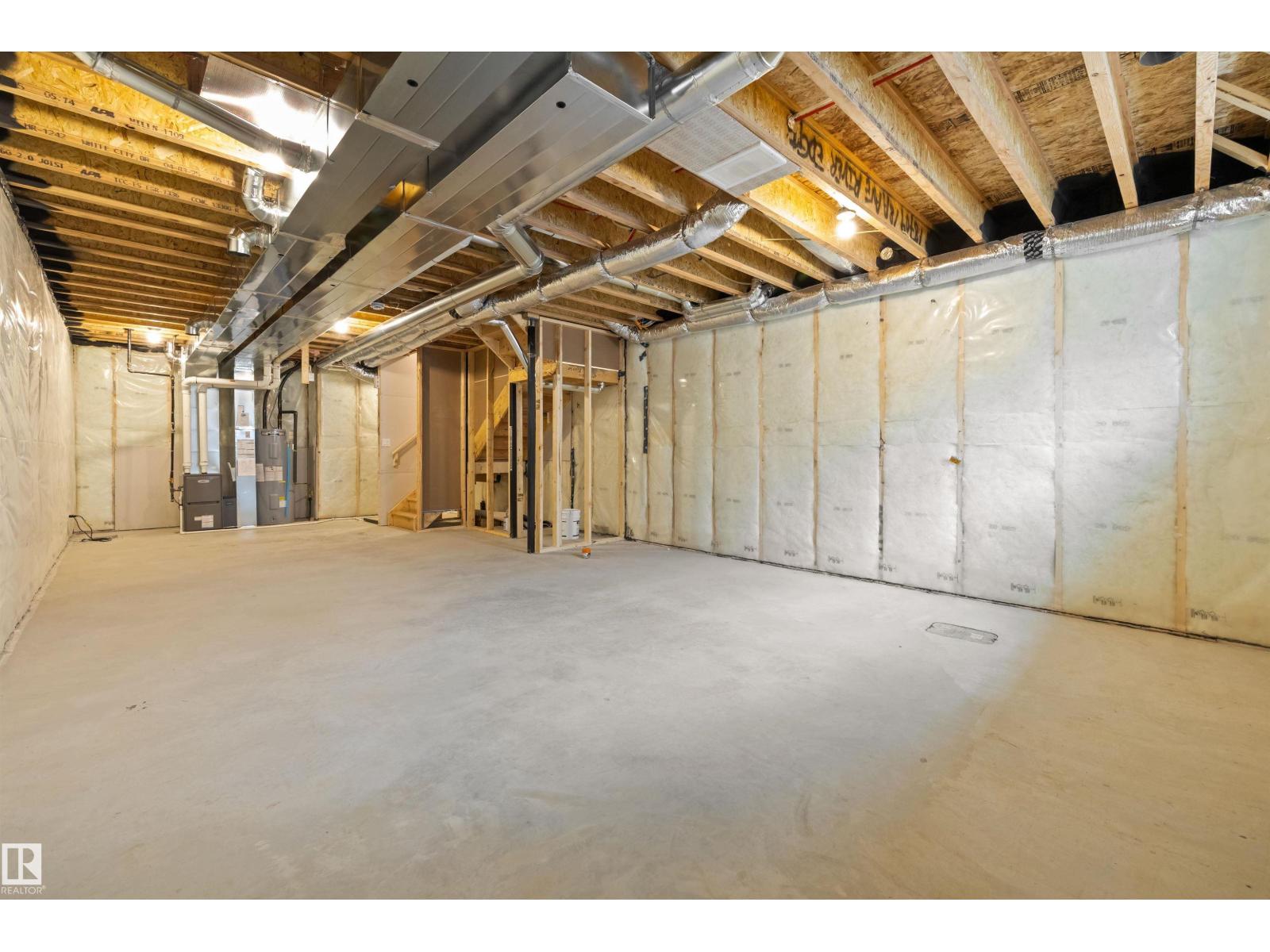 18709 18A AV NW - 37