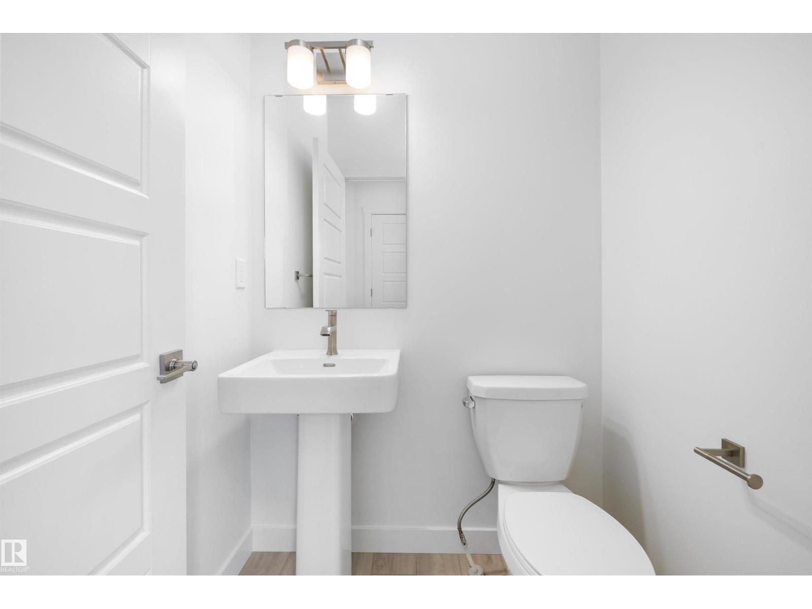 18709 18A AV NW - 19