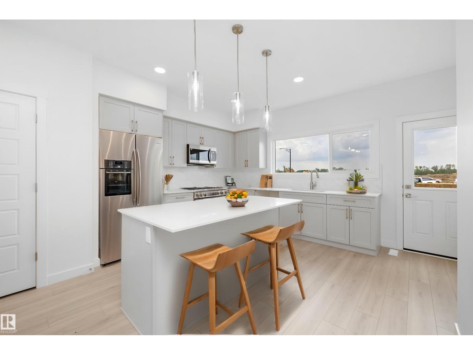 18709 18A AV NW - 14
