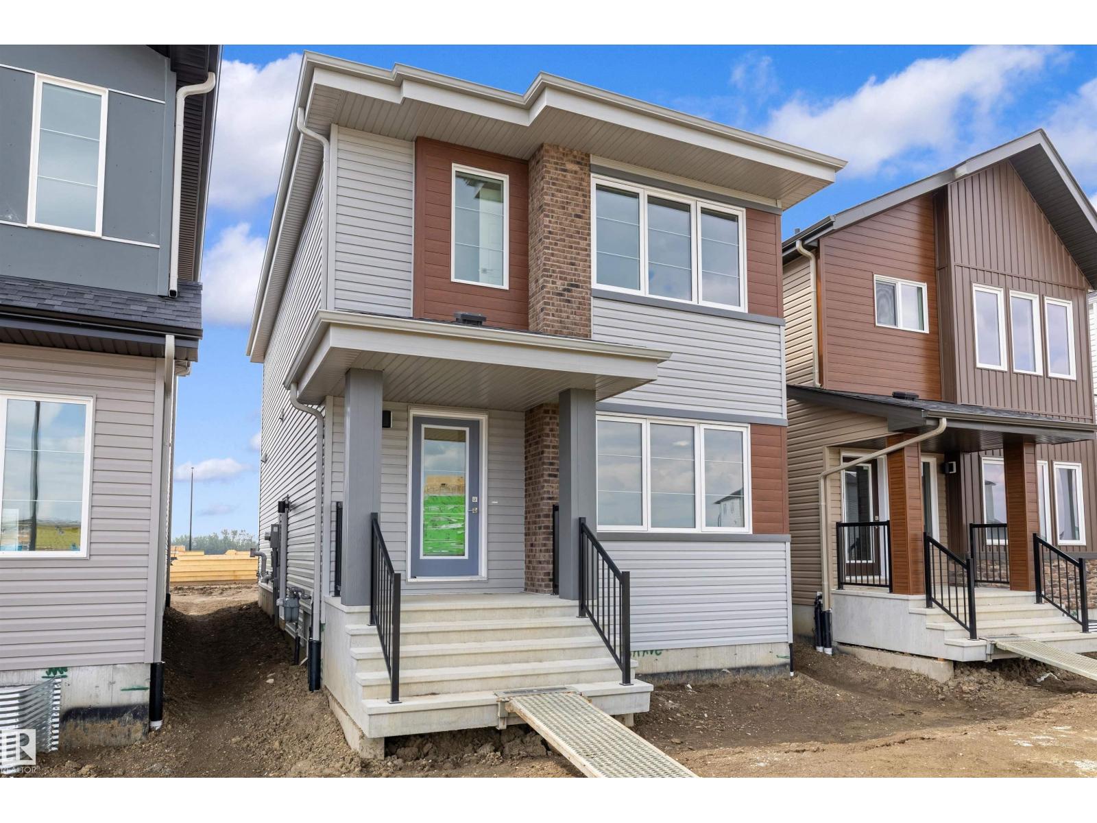 18709 18A AV NW - 2