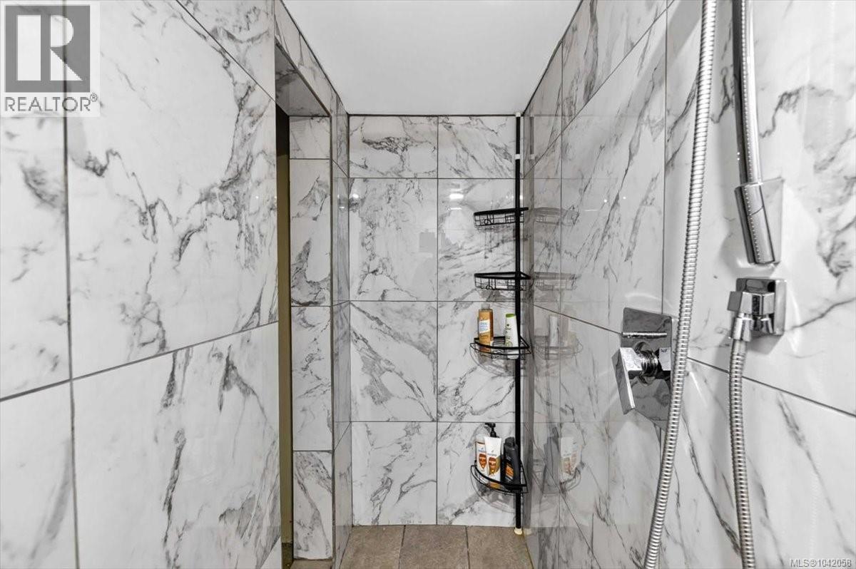 3962 Bruce St - 39