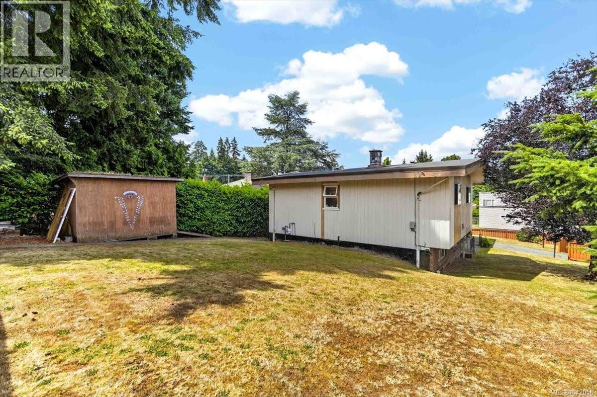 3962 Bruce St - 52