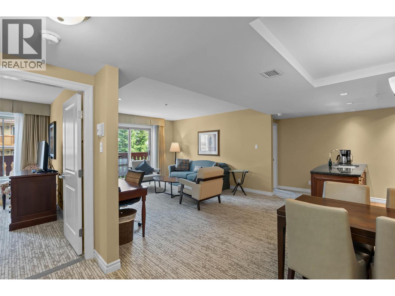 #1315A 3250 Village Way - 2