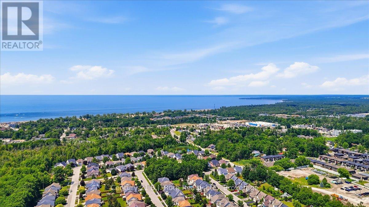 40 GRAND POPLAR LANE - 47