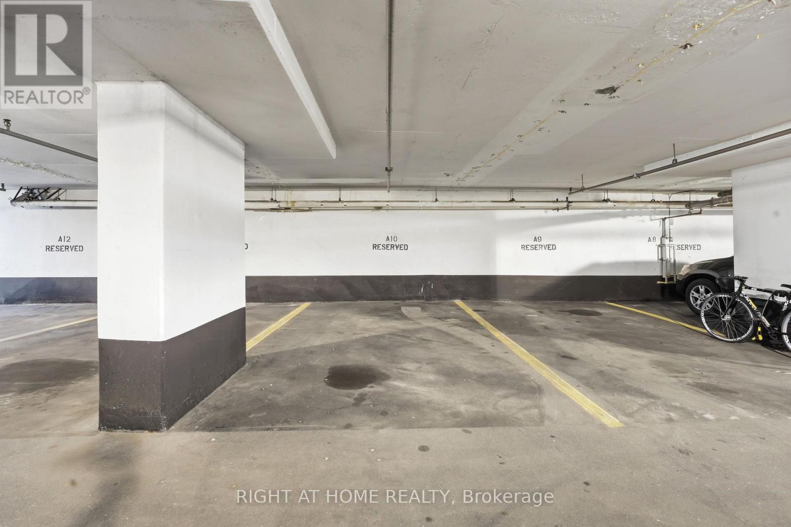 #1602 298 JARVIS STREET - 26
