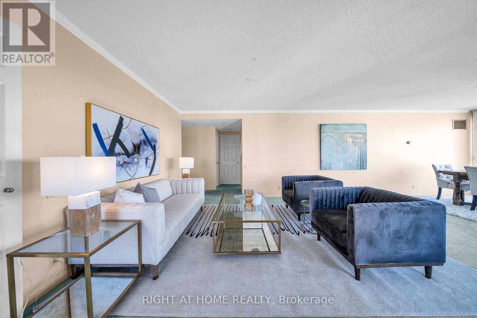 #1801 1 CONCORDE PLACE - 15