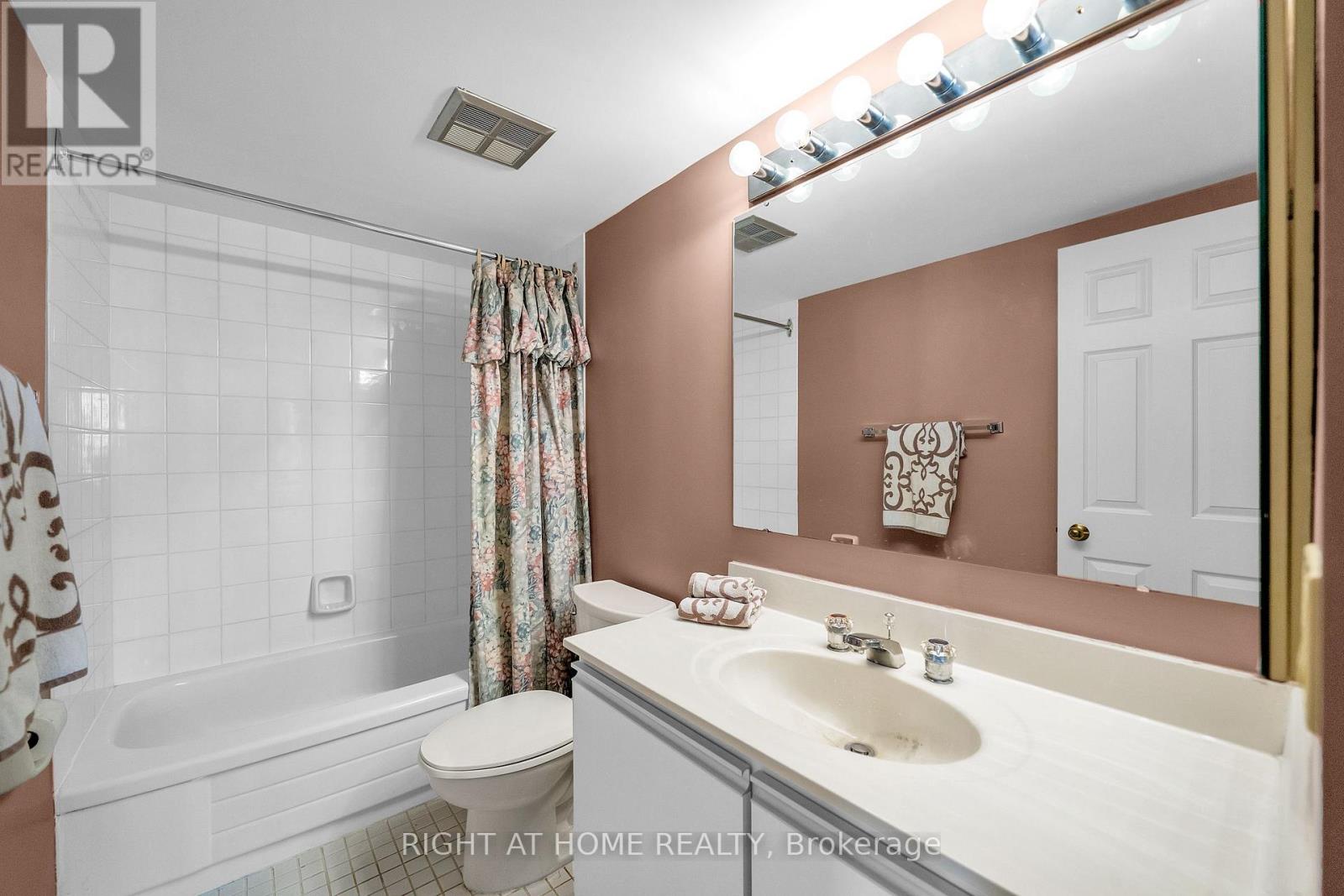 #1801 1 CONCORDE PLACE - 19