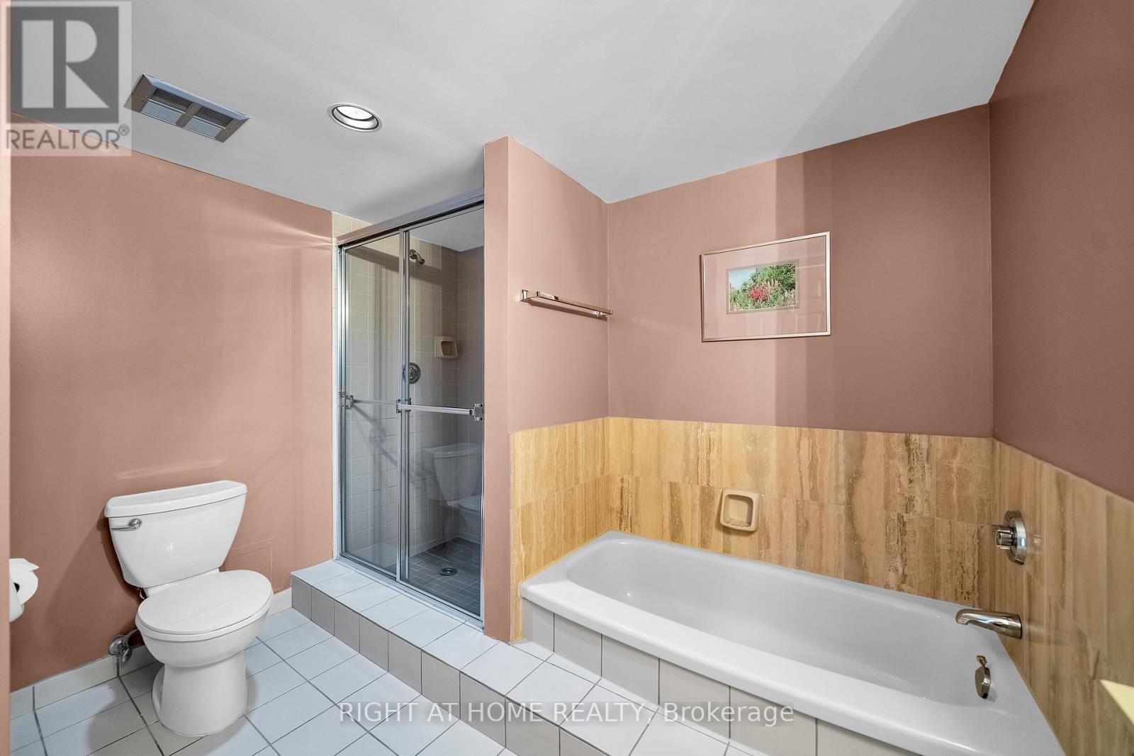 #1801 1 CONCORDE PLACE - 23