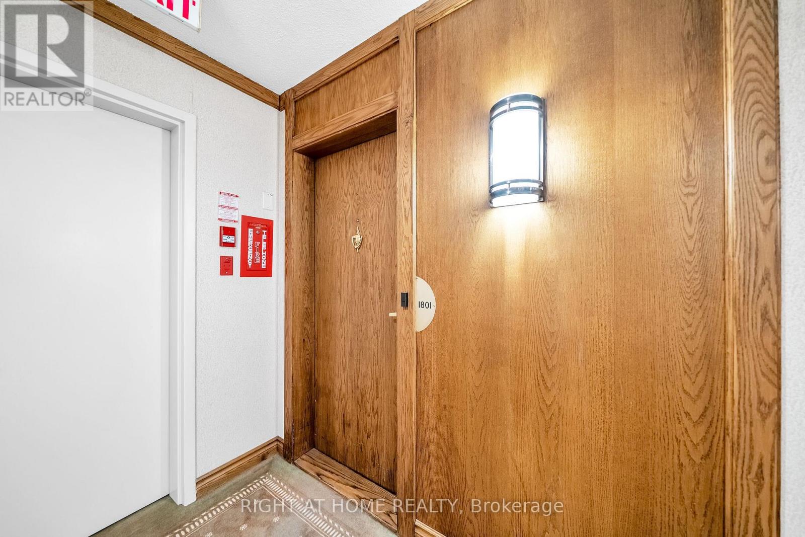 #1801 1 CONCORDE PLACE - 26