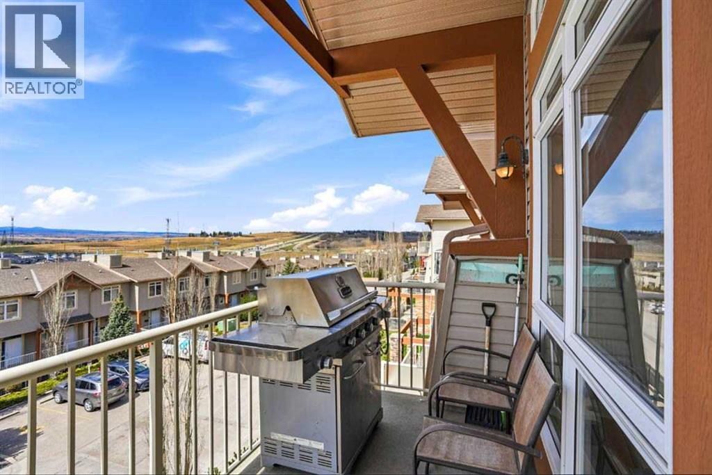 #11 148 Rockyledge View NW - 25