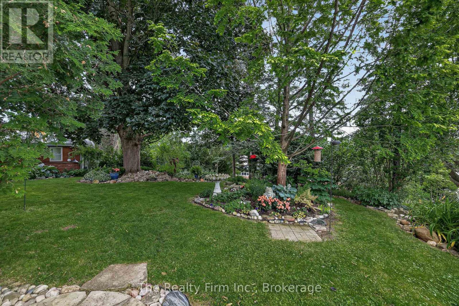 205 GEORGE STREET - 13