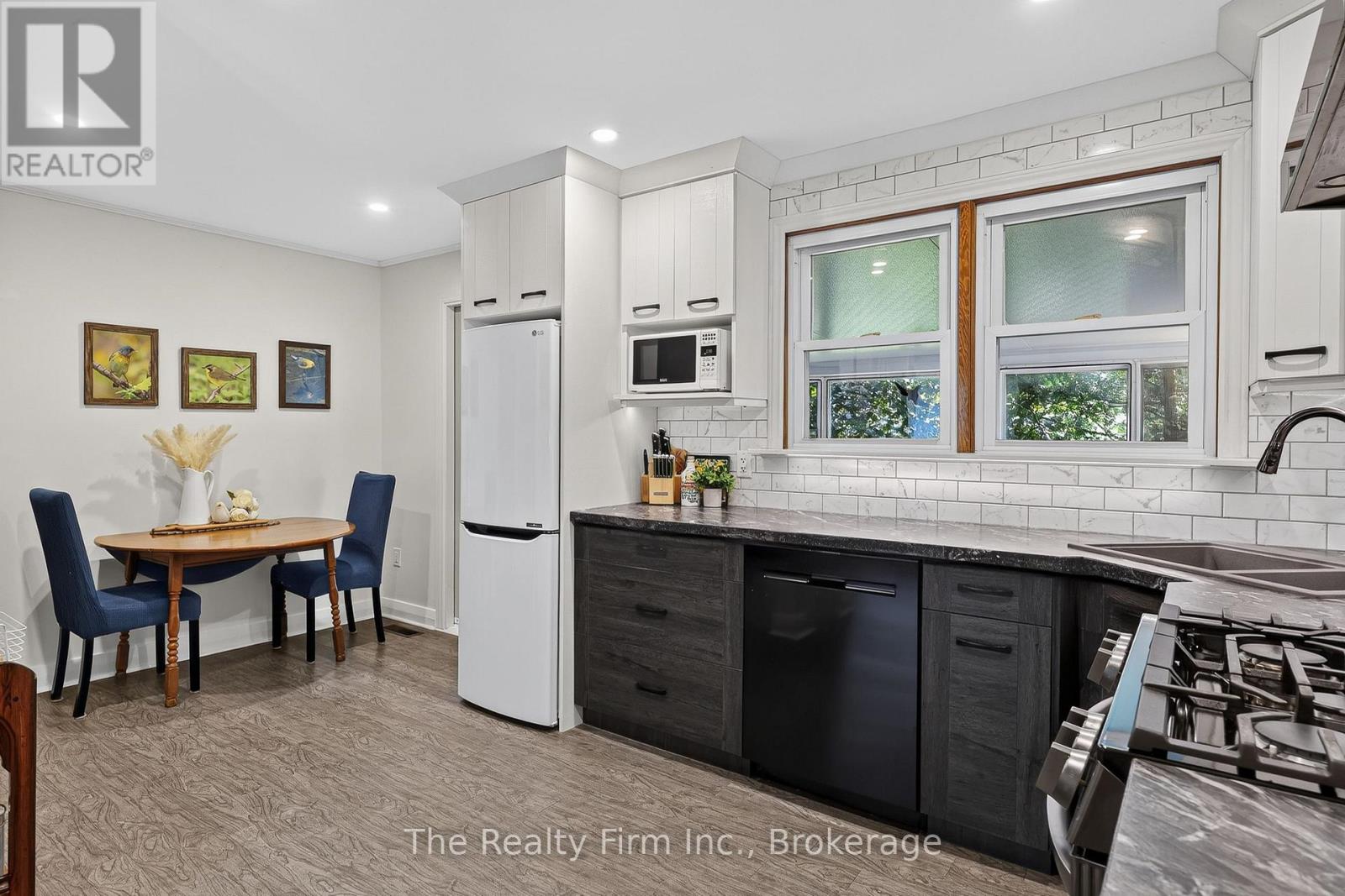 205 GEORGE STREET - 24