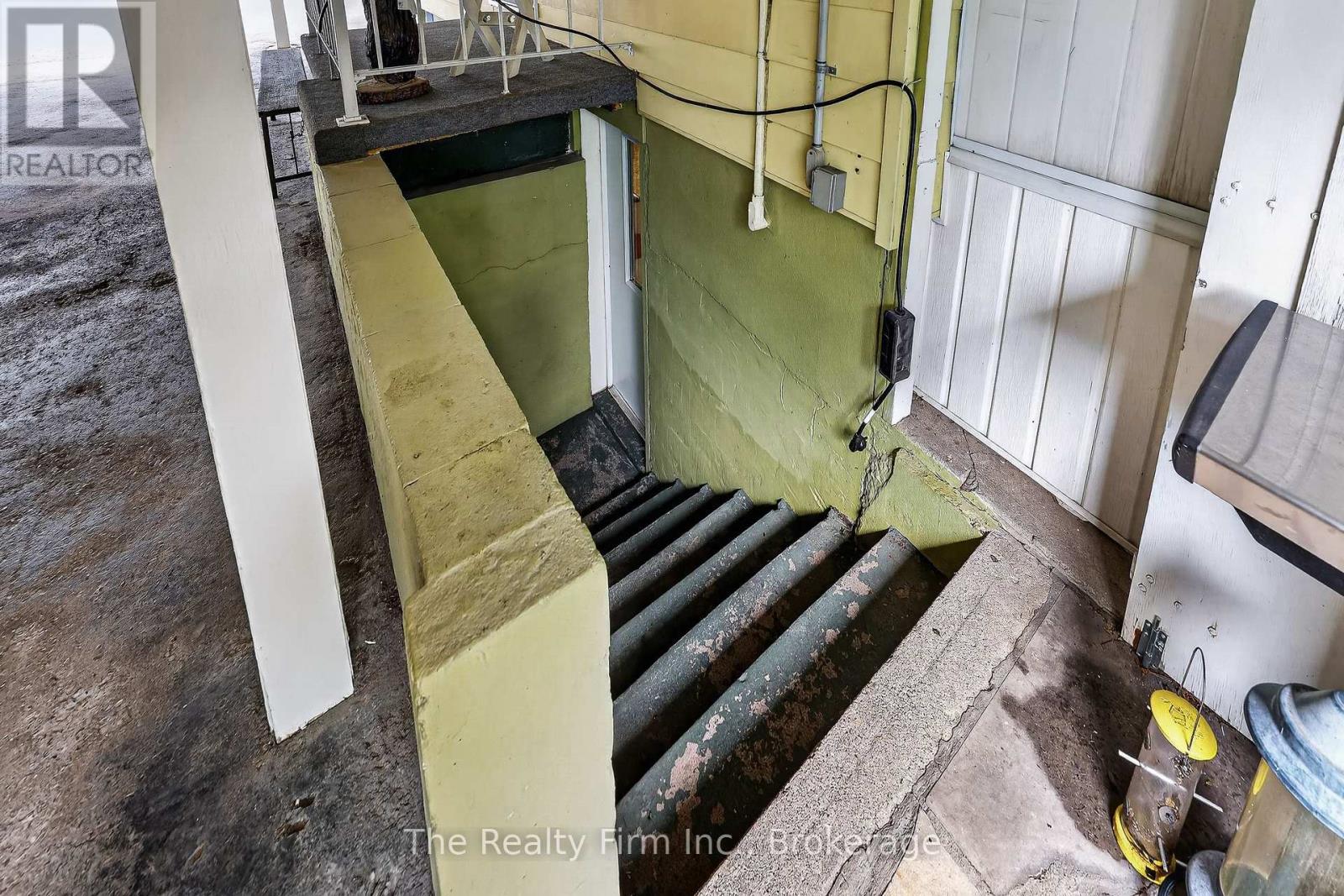 205 GEORGE STREET - 7
