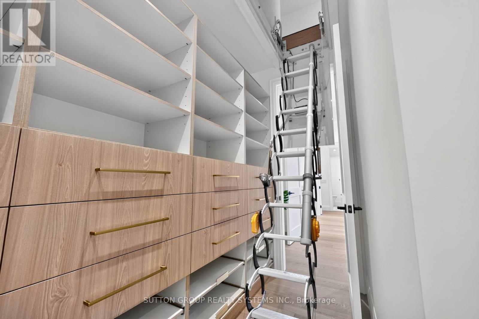 272 RENFORTH DRIVE - Image 30
