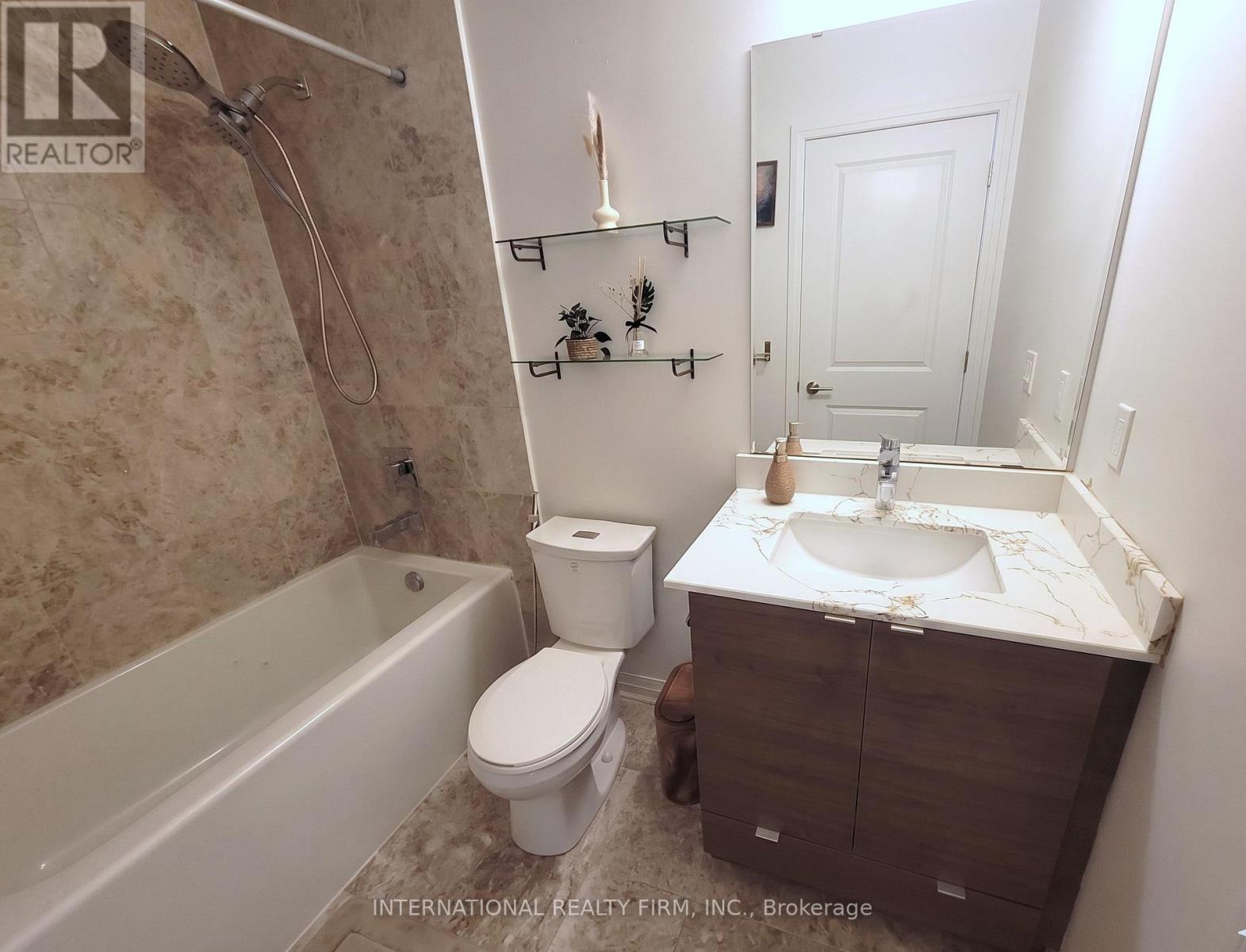 #3107 59 ANNIE CRAIG DRIVE - 11