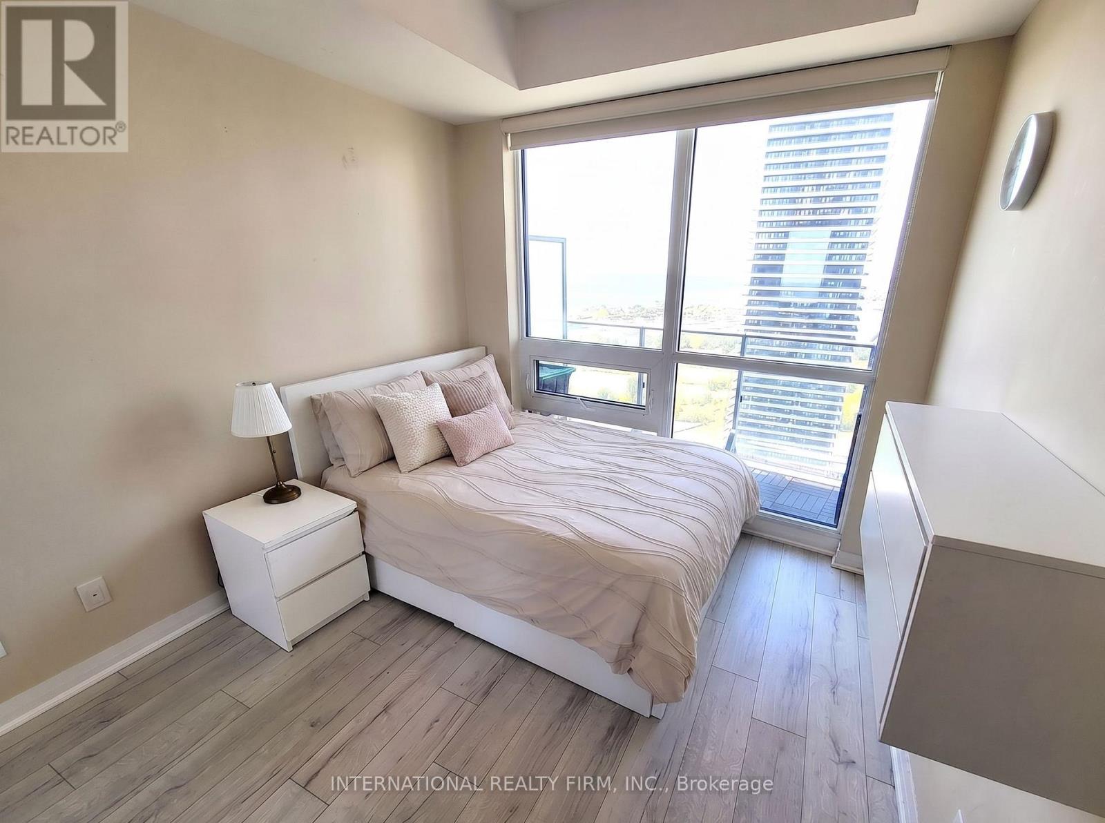 #3107 59 ANNIE CRAIG DRIVE - 6