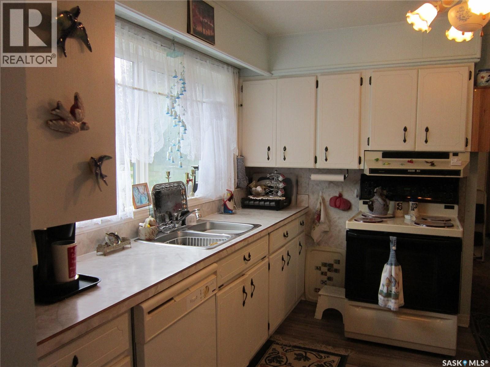 101 1st STREET E — photo 8