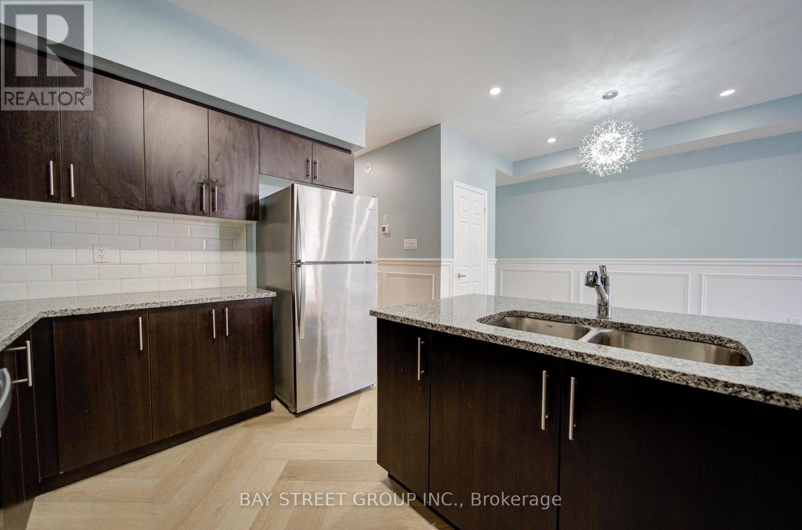 #3 626 REXDALE BOULEVARD - 12