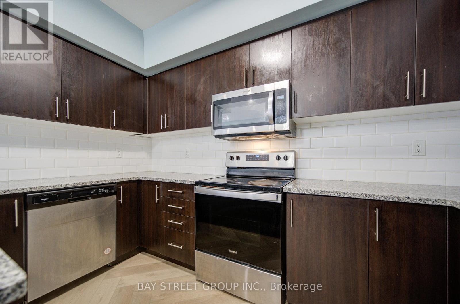 #3 626 REXDALE BOULEVARD - 11