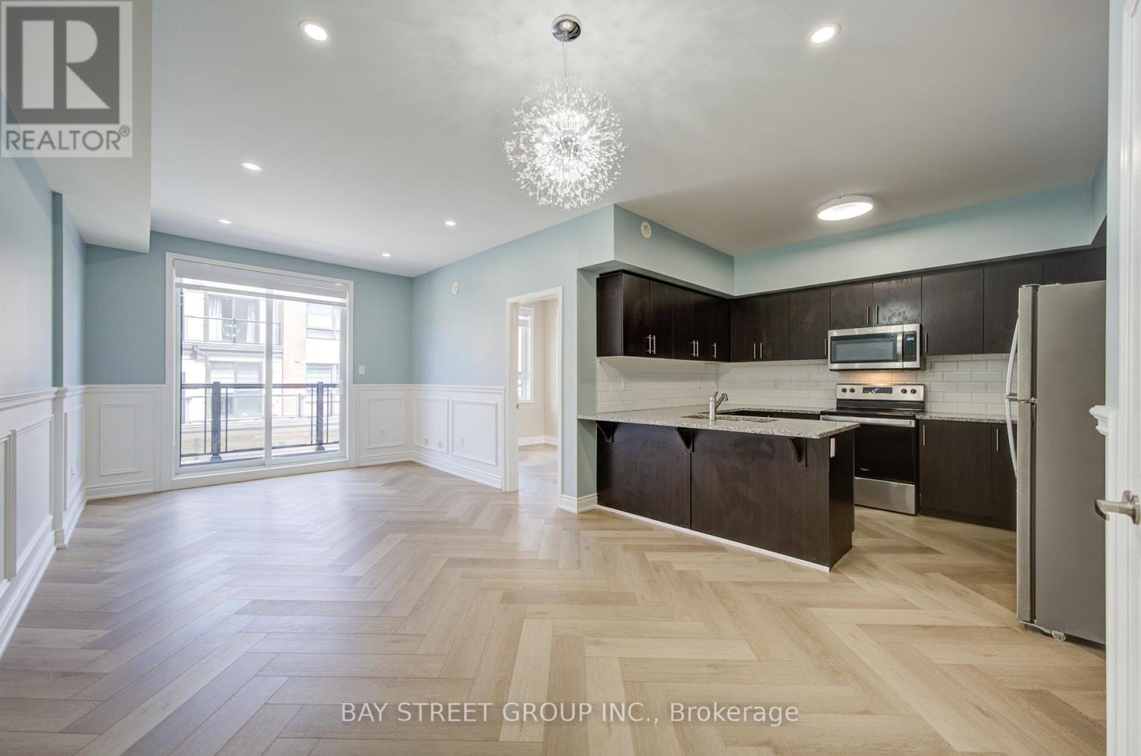 #3 626 REXDALE BOULEVARD - 1