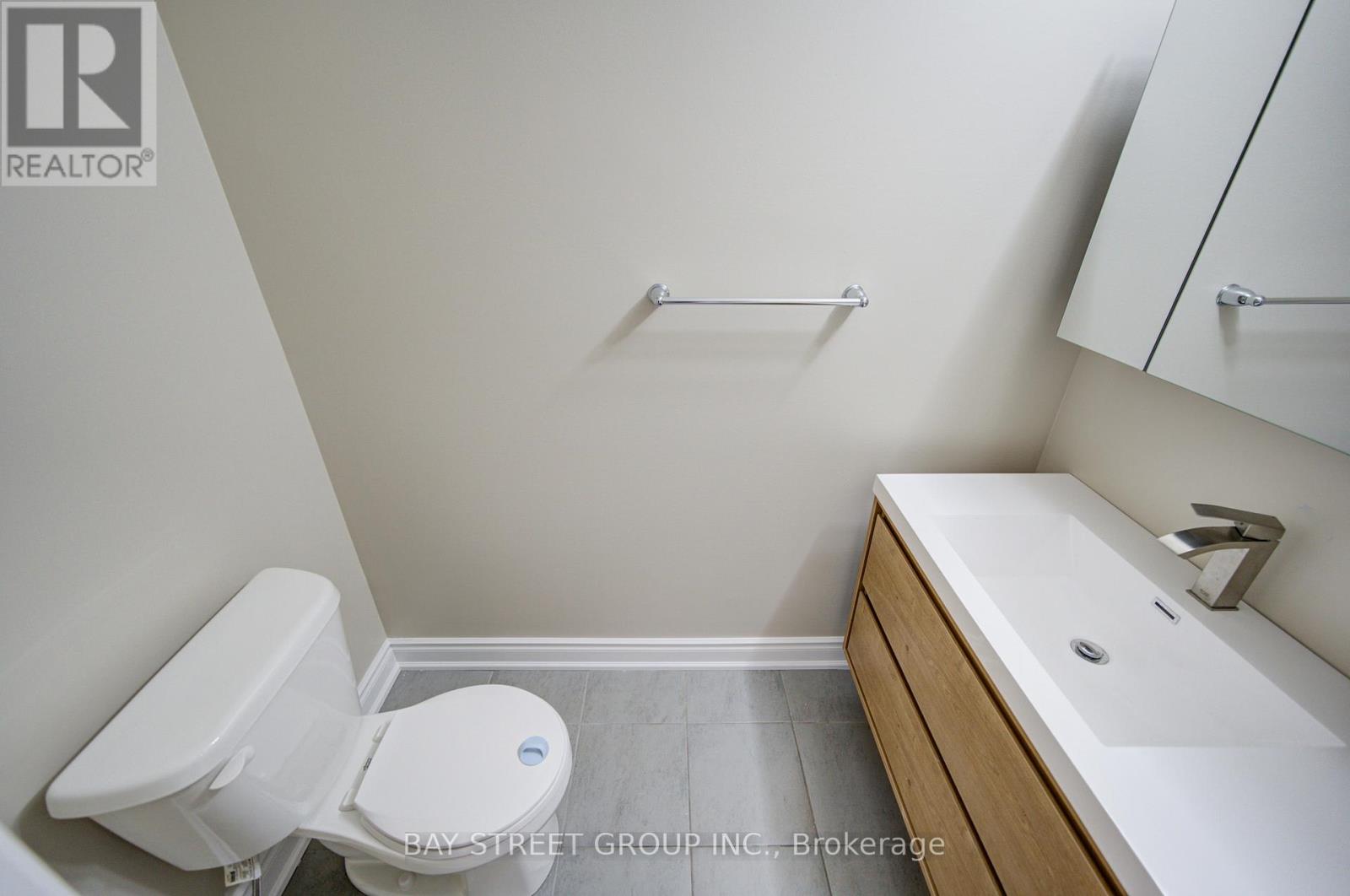 #3 626 REXDALE BOULEVARD - 6