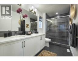 4pc Bathroom - 103 Wolf Hollow Rise Se, Calgary, AB T2X4V5 Photo 11