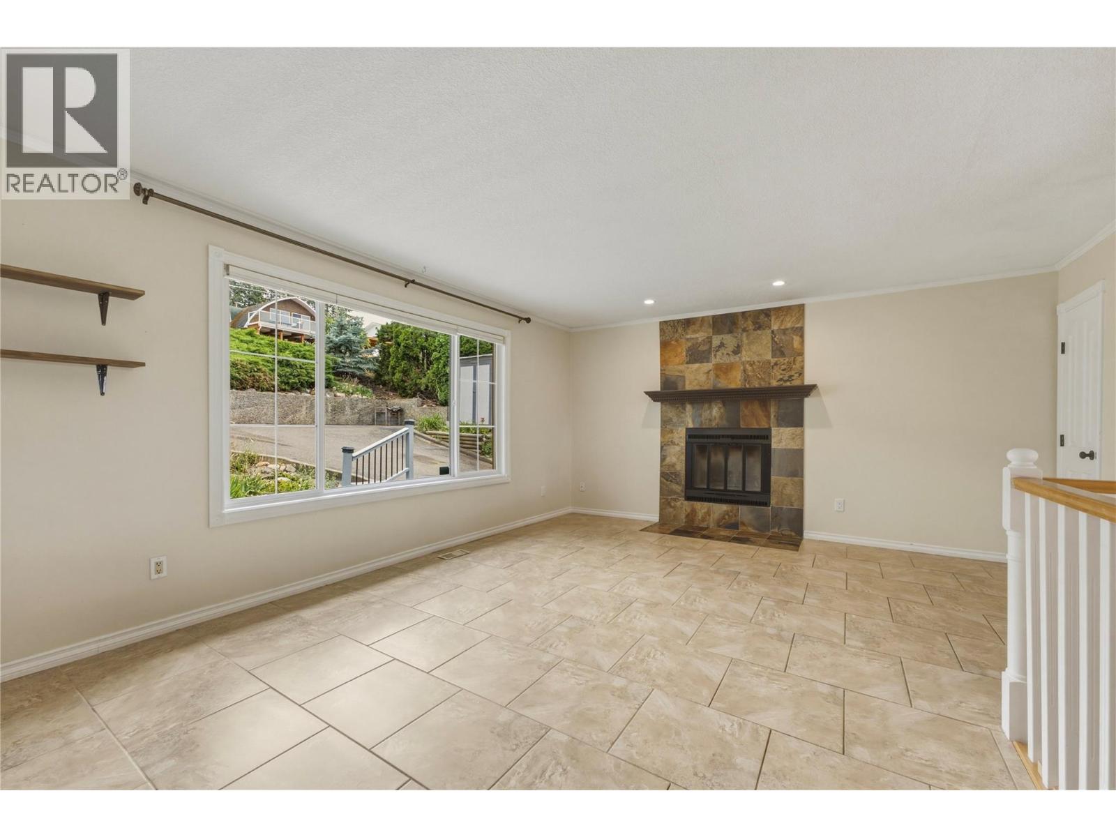 6864 Bryden Road - 10
