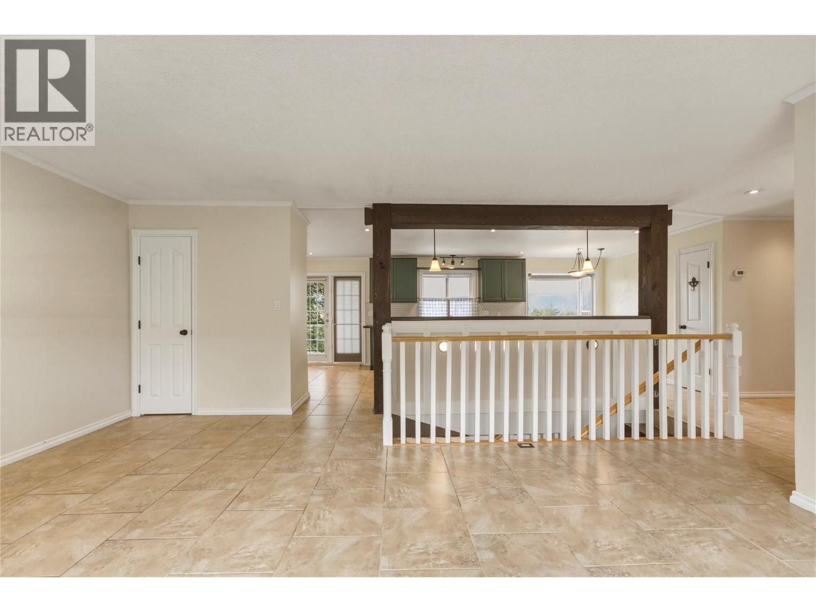 6864 Bryden Road - 12