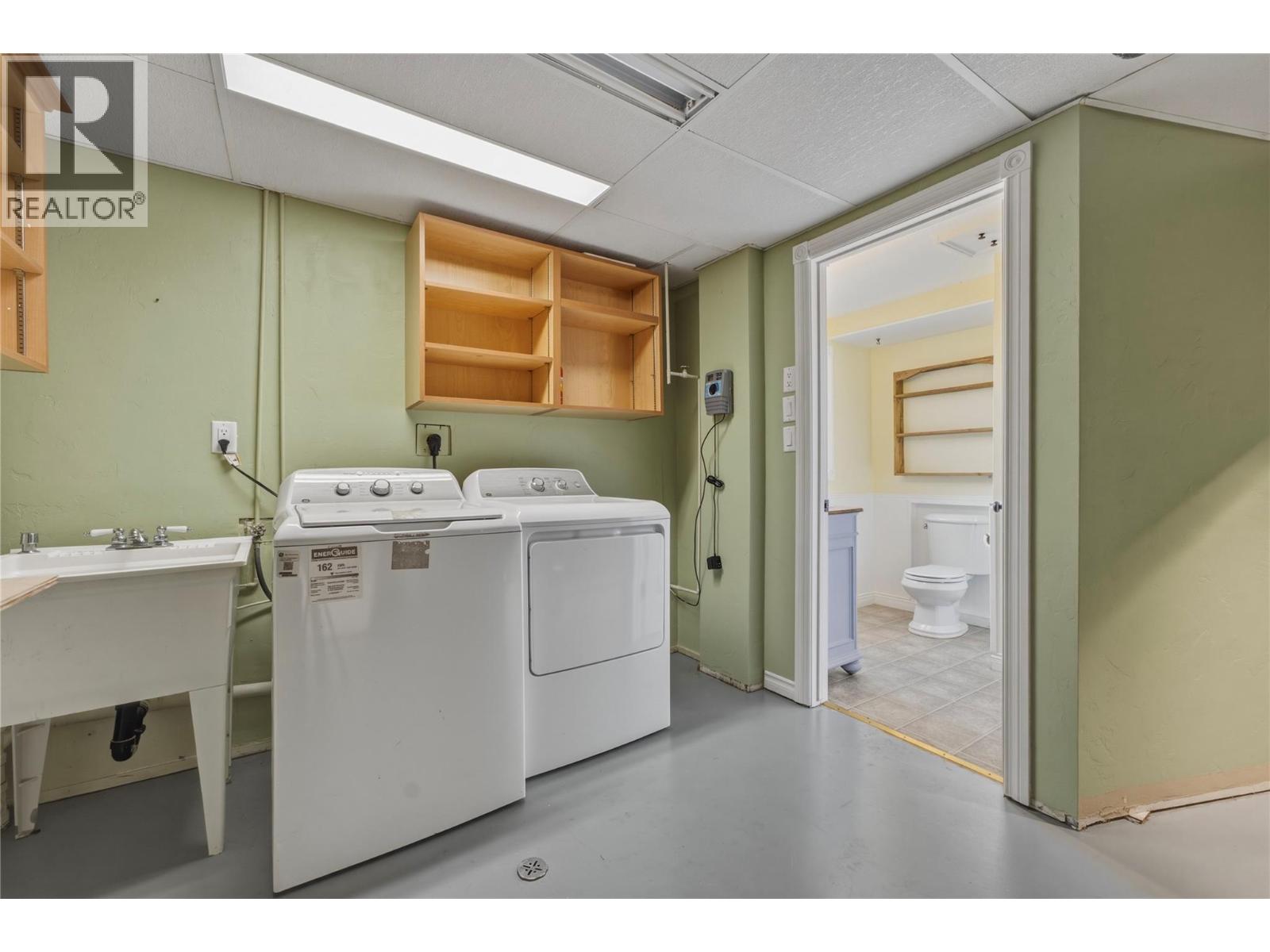 6864 Bryden Road - 35