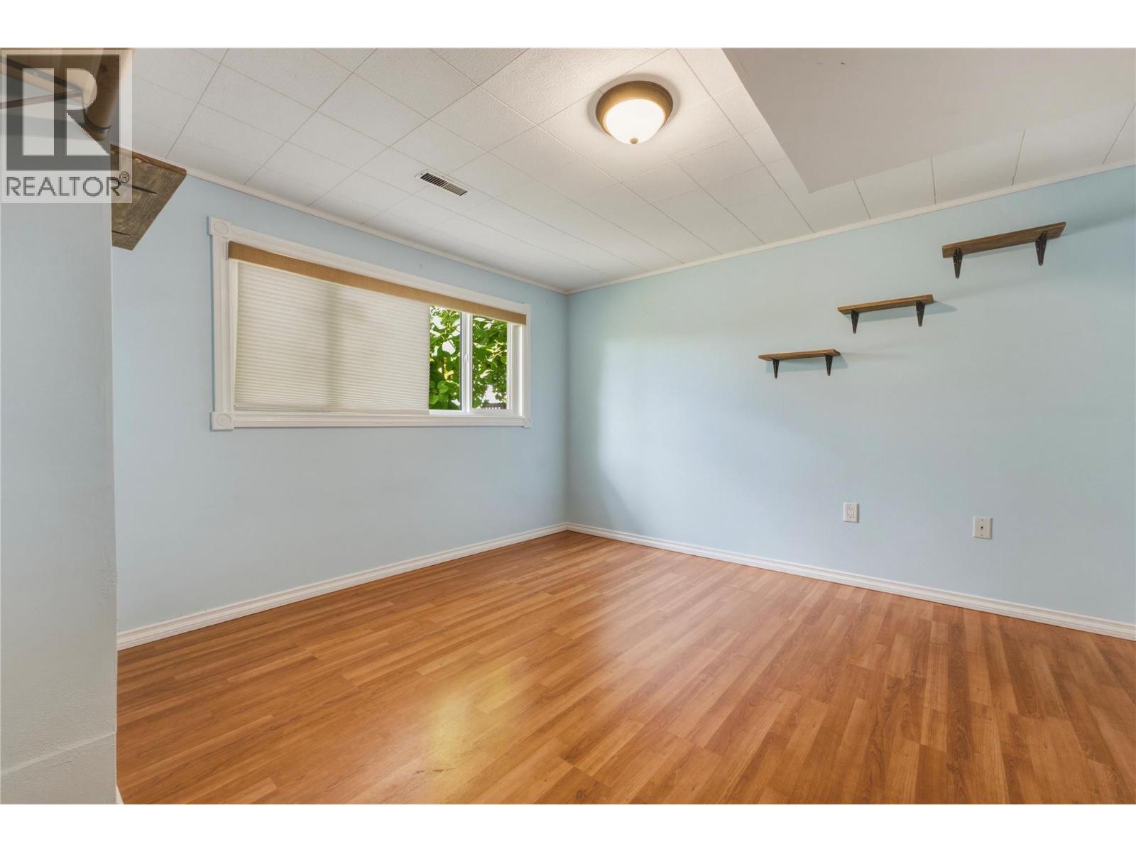 6864 Bryden Road - 38