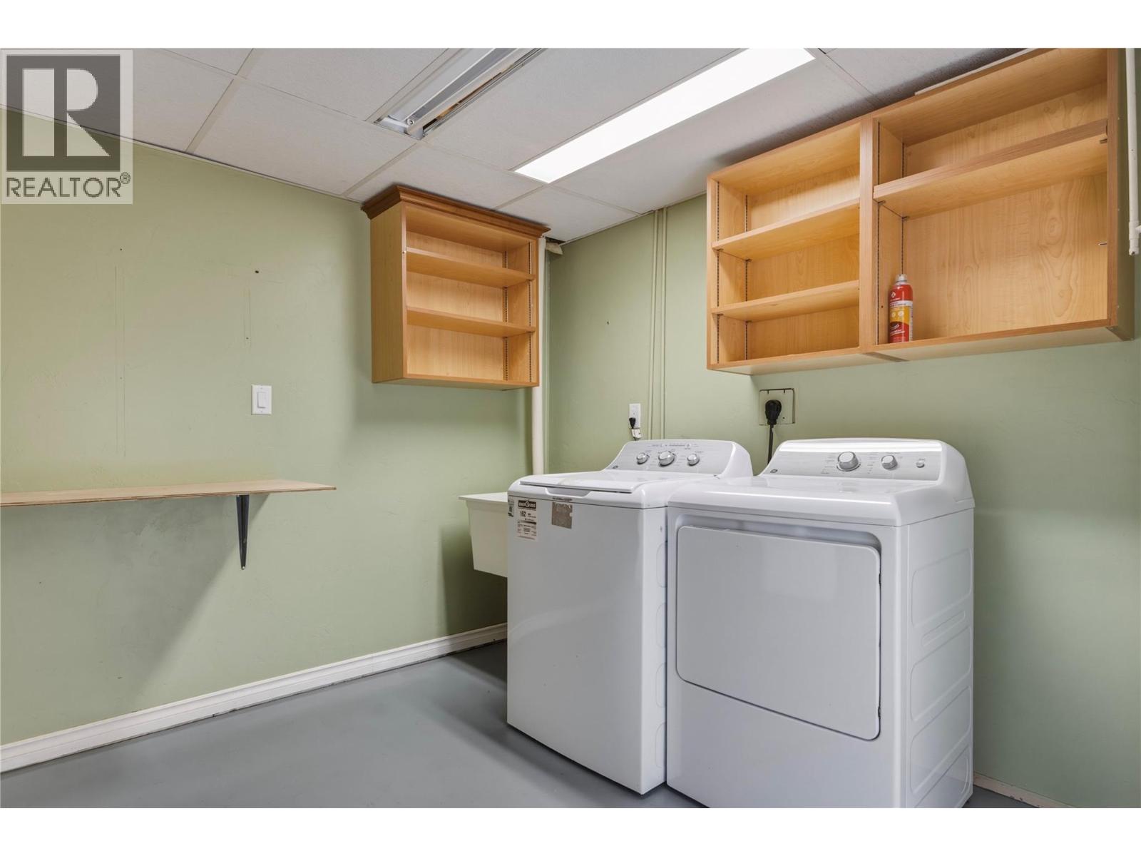 6864 Bryden Road - 42