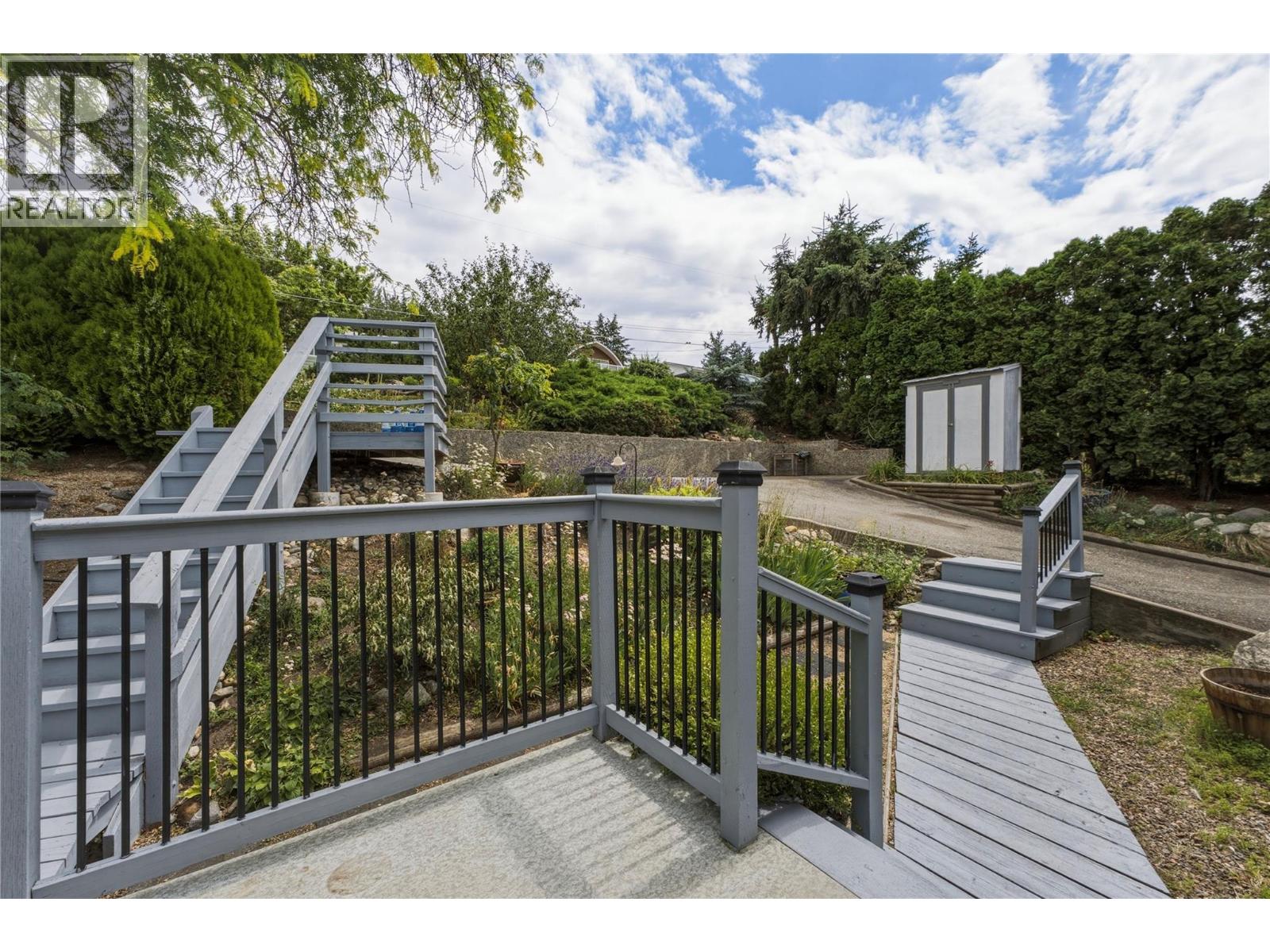 6864 Bryden Road - 54